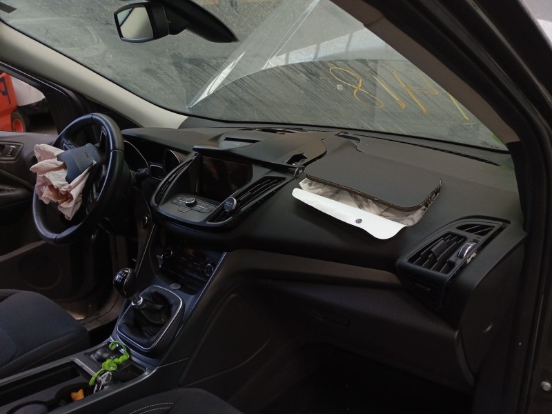 ford kuga ii (dm2) del año 2017