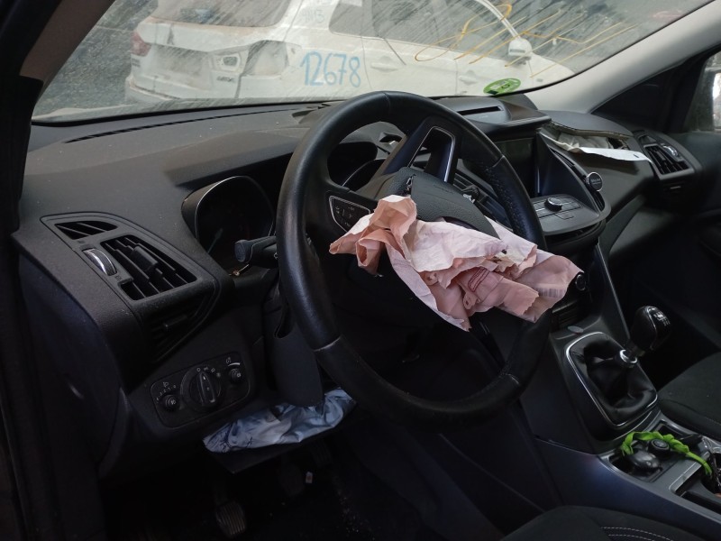 ford kuga ii (dm2) del año 2017