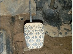 PEDAL EMBRAGUE 