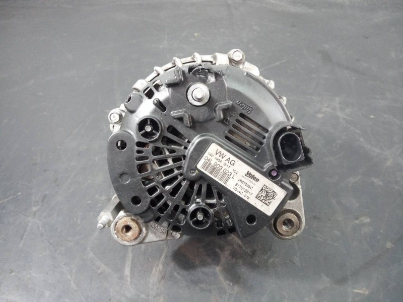 Recambio de alternador para volkswagen tiguan advance bmt referencia OEM IAM 04L903023L  