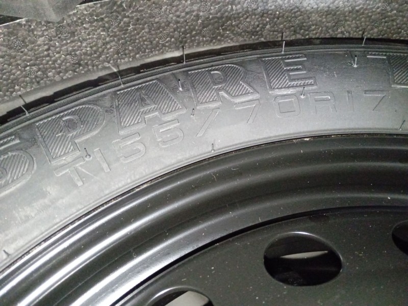 Recambio de neumatico repuesto para ford kuga ii (dm2) 1.5 tdci referencia OEM IAM 155/70/17  