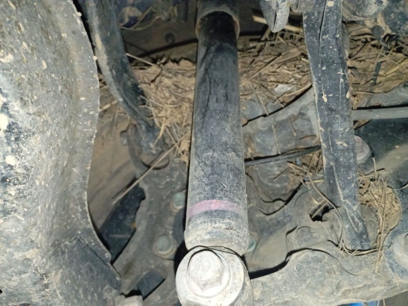 Recambio de amortiguador trasero izquierdo para mazda 6 hatchback (gh) 1.8 mzr referencia OEM IAM   