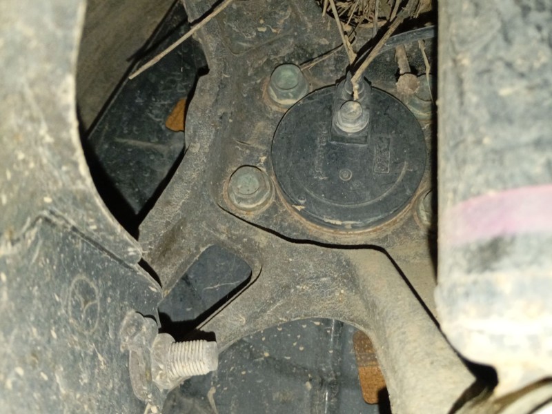 Recambio de mangueta trasera izquierda para mazda 6 hatchback (gh) 1.8 mzr referencia OEM IAM   