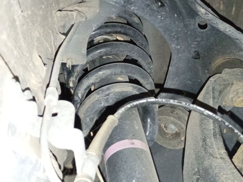 Recambio de amortiguador delantero derecho para mazda 6 hatchback (gh) 1.8 mzr referencia OEM IAM   