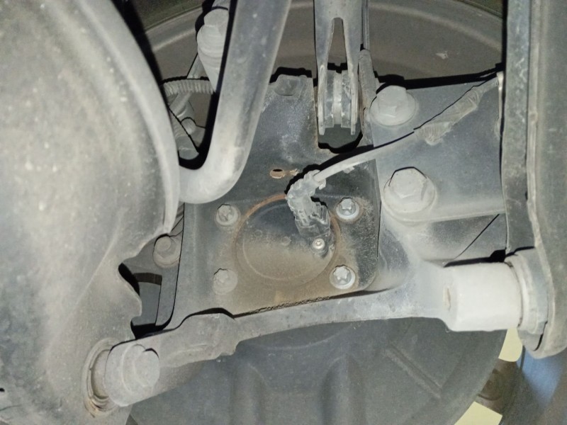 Recambio de mangueta trasera izquierda para ford kuga ii (dm2) 1.5 tdci referencia OEM IAM   