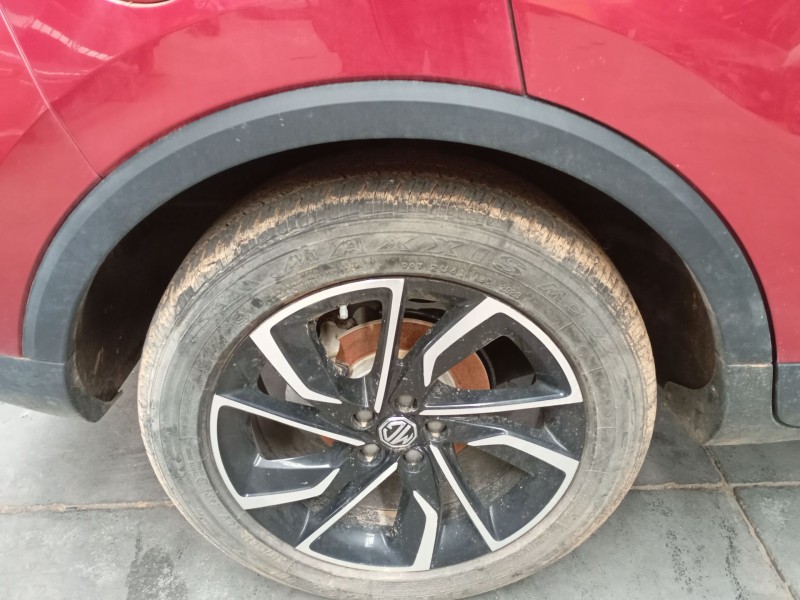 Recambio de aletin trasero derecho para mg zs suv (azs1) 1.5 vti referencia OEM IAM   