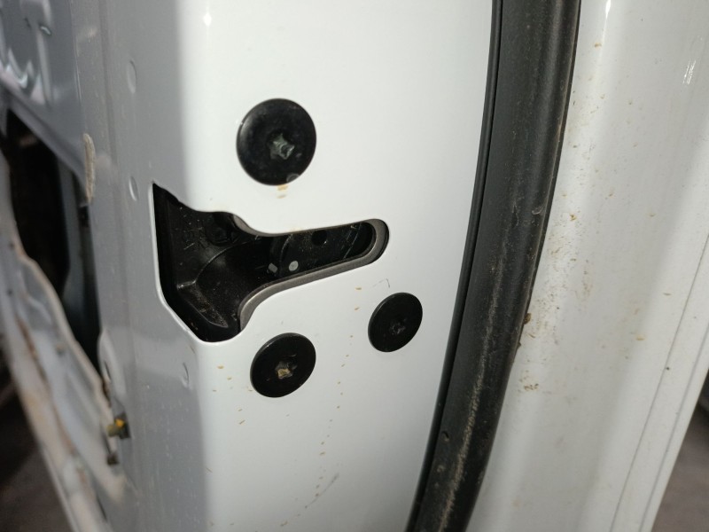 Recambio de cerradura puerta delantera derecha para mg zs suv (azs1) 1.5 vti referencia OEM IAM   