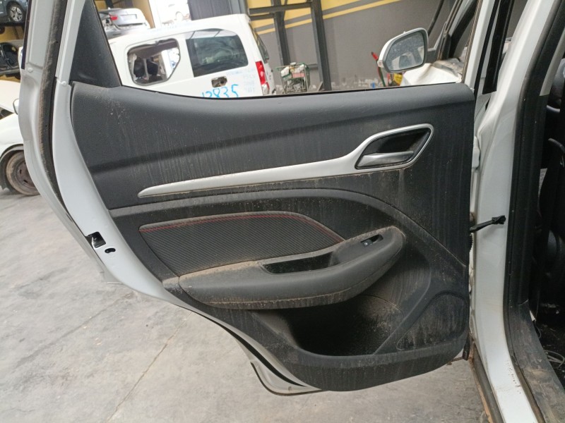 Recambio de guarnecido puerta trasera izquierda para mg zs suv (azs1) 1.5 vti referencia OEM IAM   
