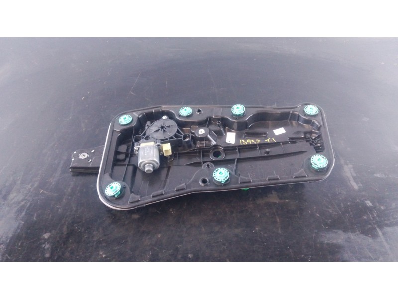 Recambio de elevalunas trasero izquierdo para skoda octavia iv nx3 vrs 2.0 tsi referencia OEM IAM   