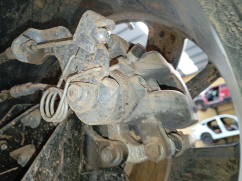 Recambio de pinza freno trasera derecha para mg zs suv (azs1) 1.5 vti referencia OEM IAM   