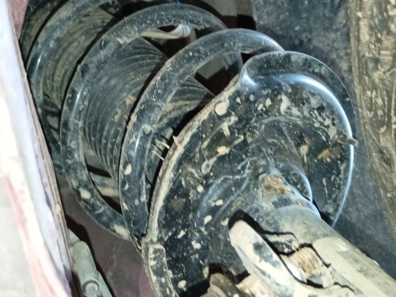 Recambio de amortiguador delantero izquierdo para mg zs suv (azs1) 1.5 vti referencia OEM IAM   