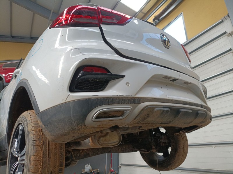 Recambio de paragolpes trasero para mg zs suv (azs1) 1.5 vti referencia OEM IAM   