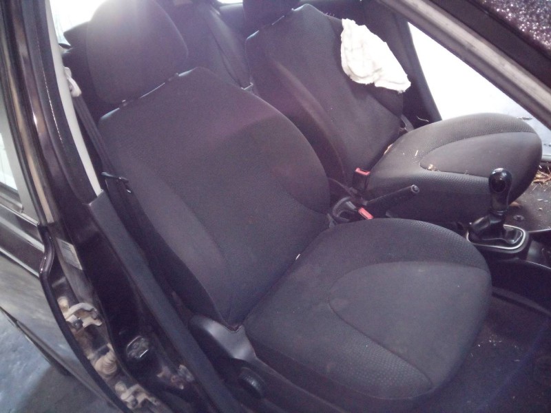 nissan micra (k12e) del año 2010