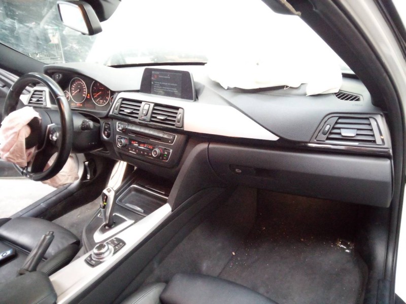 bmw serie 3 touring (f31) del año 2013