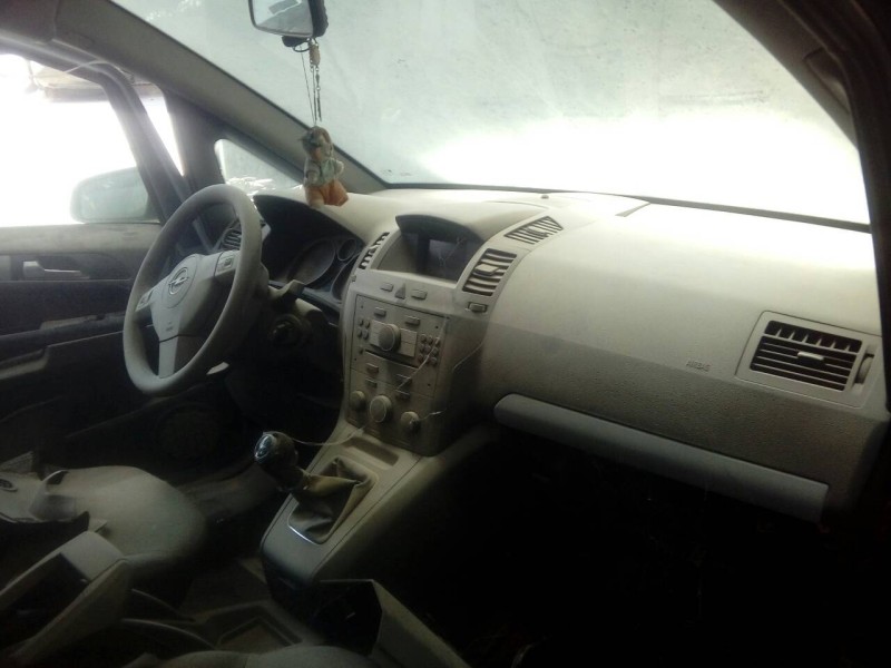 opel zafira b del año 2006