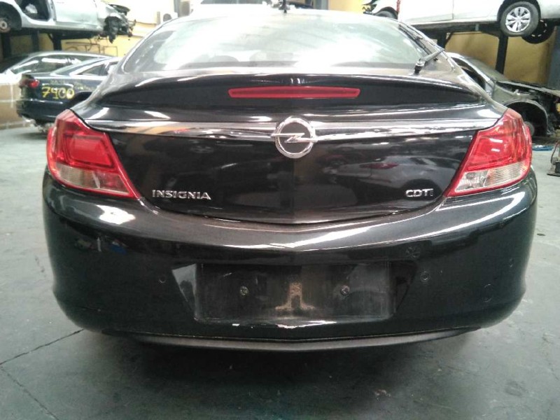 opel insignia berlina del año 2008