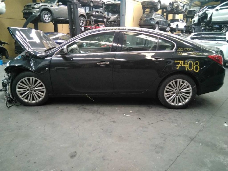 opel insignia berlina del año 2008