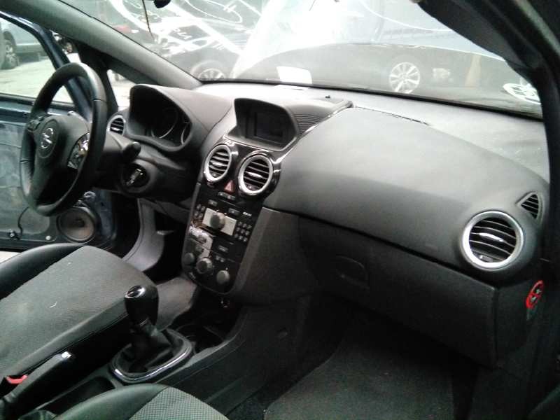 opel corsa d del año 2009