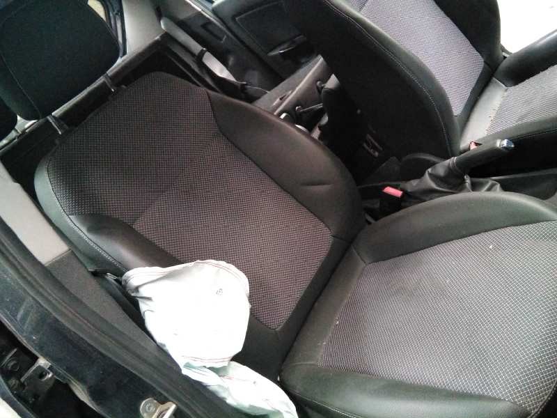 opel corsa d del año 2009