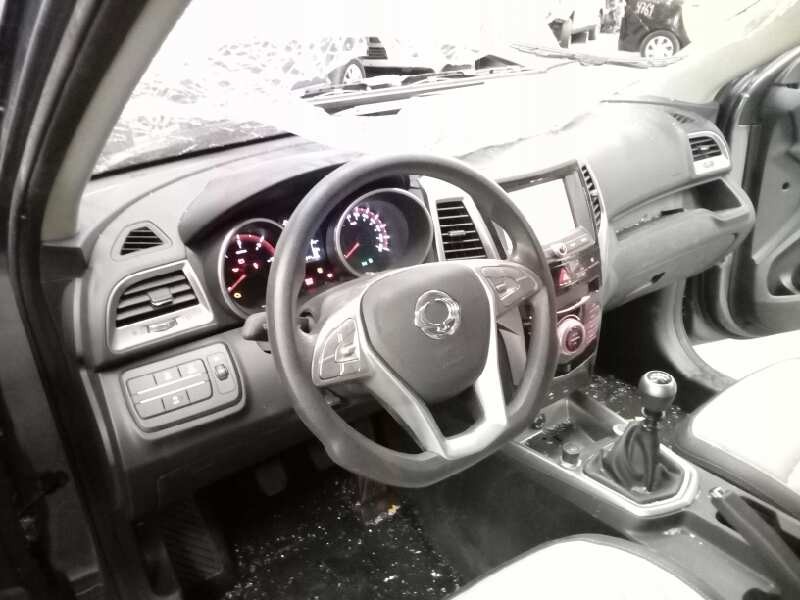 ssangyong tivoli del año 2017