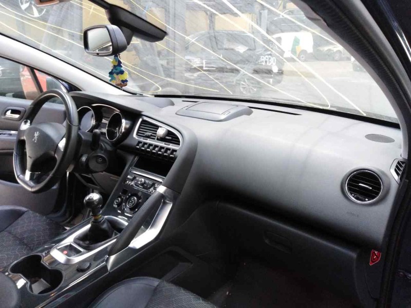 peugeot 3008 del año 2015