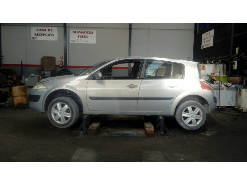 renault megane ii berlina 3p del año 2003