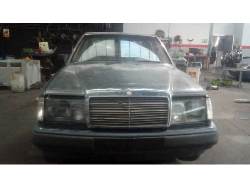 mercedes-benz clase e (w124) berlina del año 1992