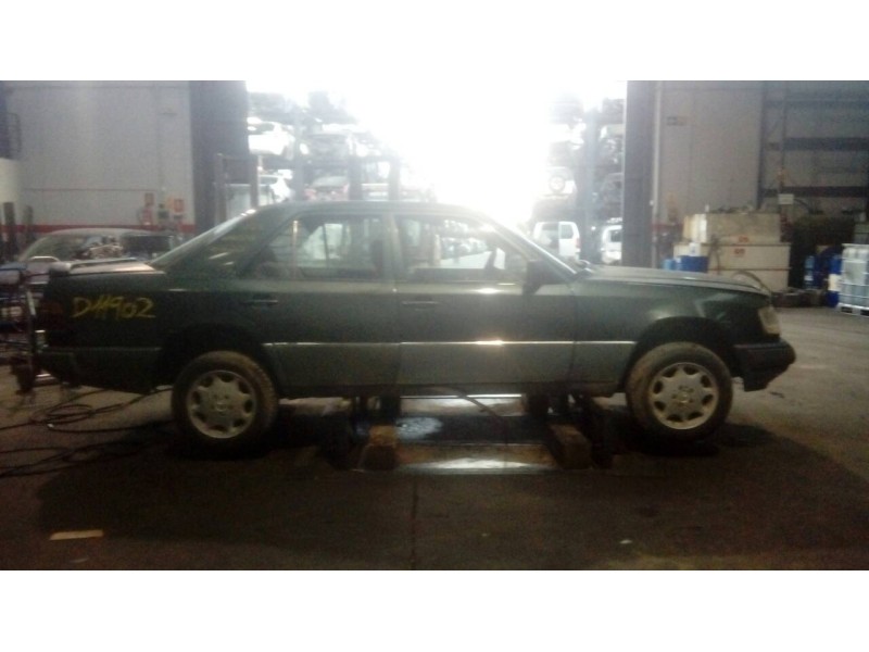 mercedes-benz clase e (w124) berlina del año 1992