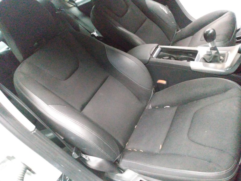 volvo s60 lim. del año 2010