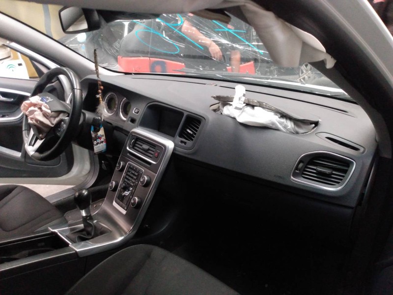 volvo s60 lim. del año 2010