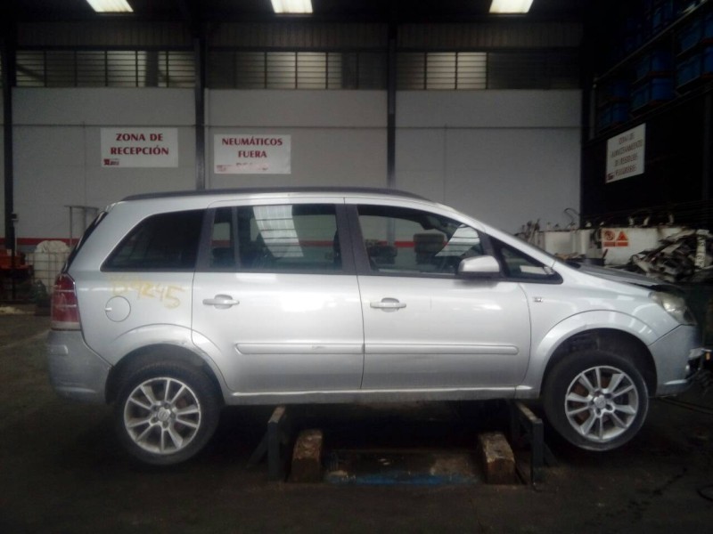 opel zafira b del año 2005