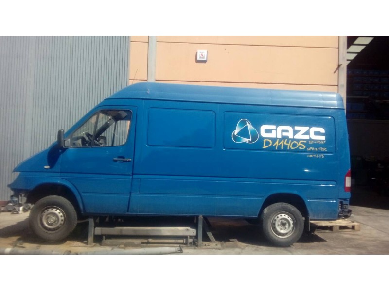 mercedes-benz sprinter 02.00  caja cerrada del año 2005