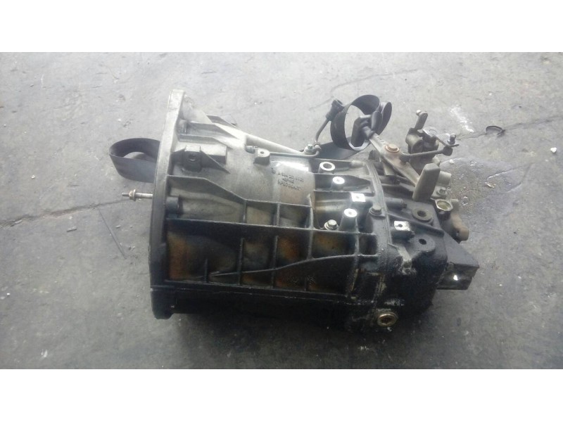 mercedes-benz sprinter 02.00  caja cerrada del año 2005