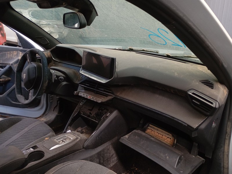 peugeot 2008 ii (ud_, us_, uy_, uj_, ur_, uc_) del año 2024