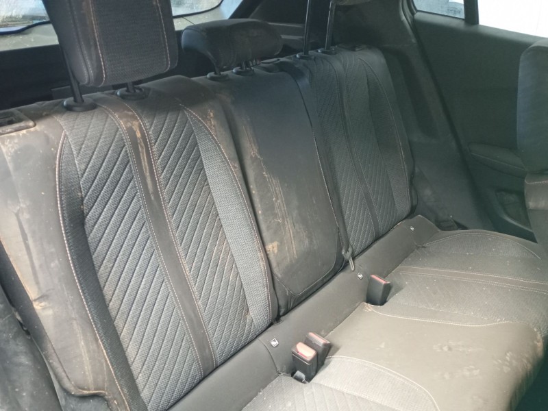 peugeot 2008 ii (ud_, us_, uy_, uj_, ur_, uc_) del año 2024