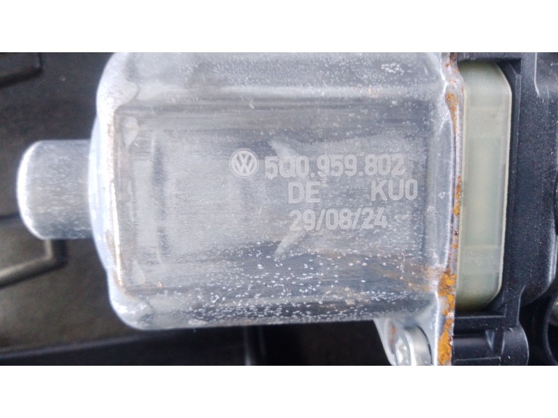 Recambio de elevalunas trasero derecho para skoda octavia iv nx3 vrs 2.0 tsi referencia OEM IAM   