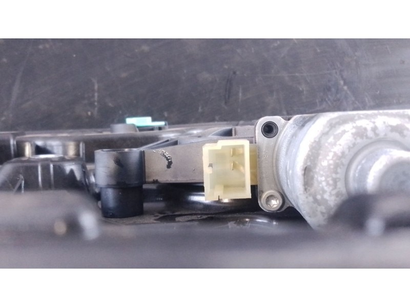 Recambio de elevalunas trasero derecho para skoda octavia nx3 referencia OEM IAM   