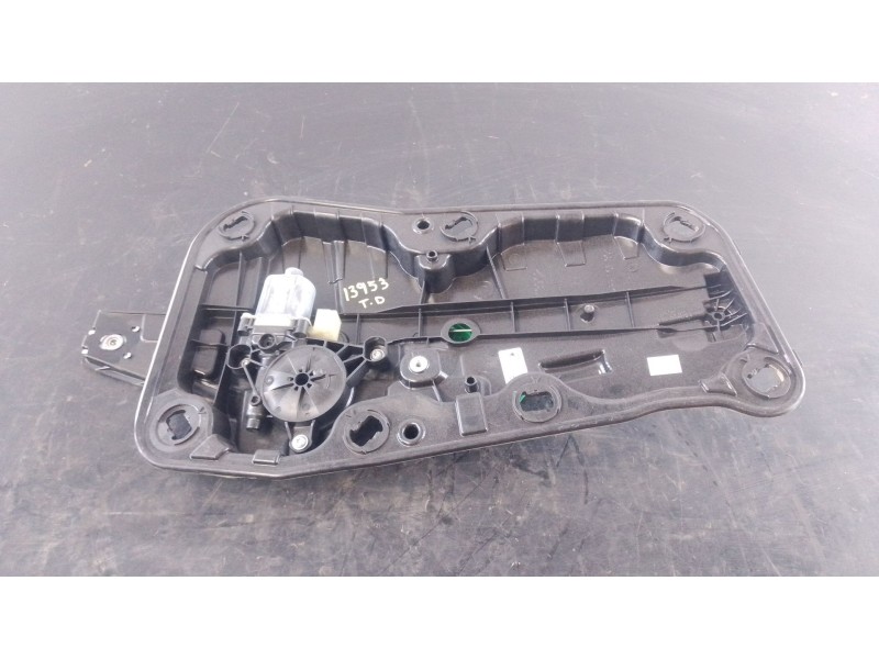 Recambio de elevalunas trasero derecho para skoda octavia iv combi nx5 1.5 tsi referencia OEM IAM   