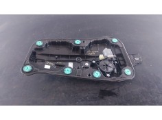 ELEVALUNAS TRASERO IZQUIERDO 5Q0959801 P2-B4-12