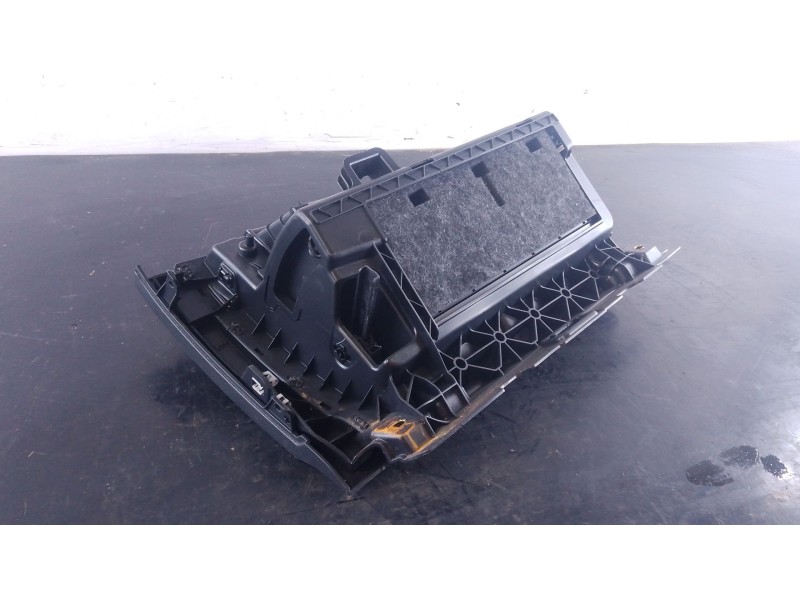 Recambio de guantera para skoda octavia iv nx3 vrs 2.0 tsi referencia OEM IAM   