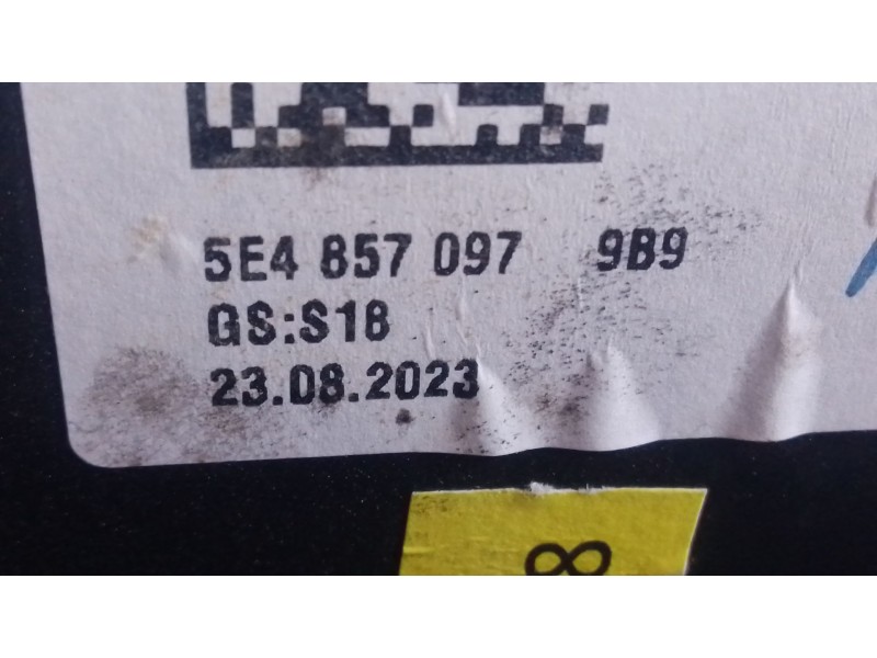 Recambio de guantera para skoda octavia iv nx3 vrs 2.0 tsi referencia OEM IAM   