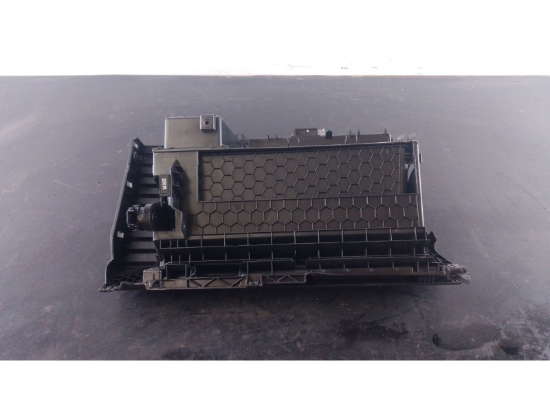Recambio de guantera para cupra formentor (kmp) 2.0 tdi referencia OEM IAM   