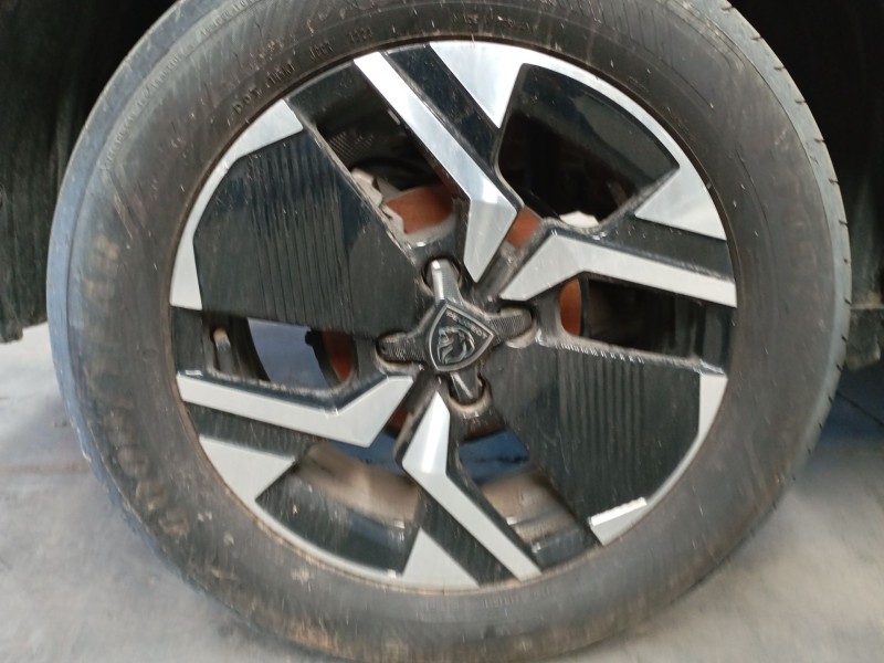 Recambio de juego llantas para peugeot 2008 ii (ud_, us_, uy_, uj_, ur_, uc_) 1.2 puretech 130 referencia OEM IAM 215/60/17  