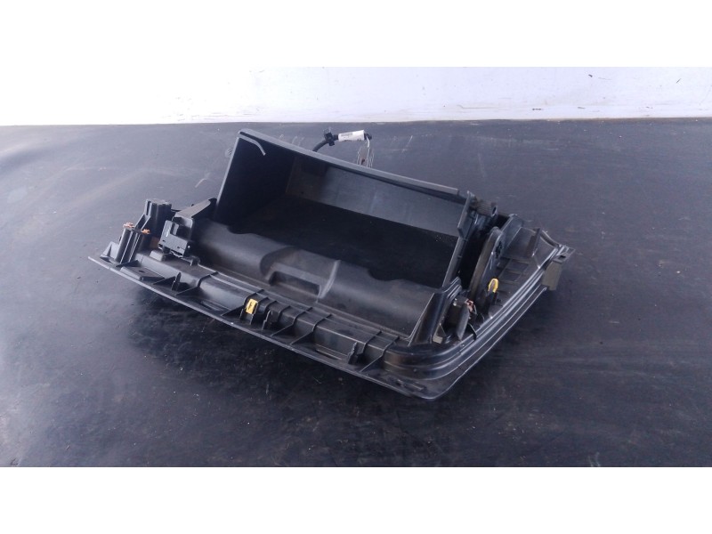 Recambio de guantera para ford usa mustang coupé 2.3 ecoboost referencia OEM IAM   