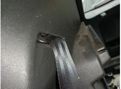 CINTURON SEGURIDAD TRASERO DERECHO 