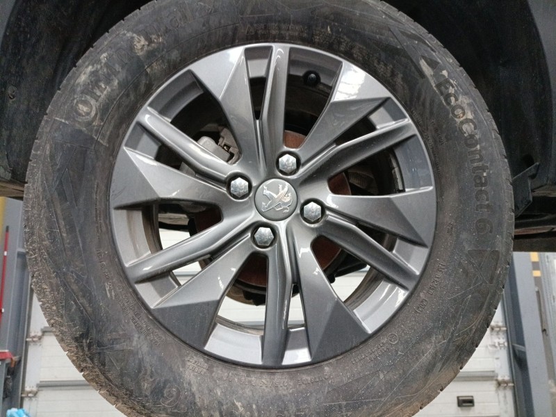 Recambio de llanta para peugeot 2008 ii (ud_, us_, uy_, uj_, ur_, uc_) 1.5 bluehdi 110 (udyhsk) referencia OEM IAM 215/65/16  