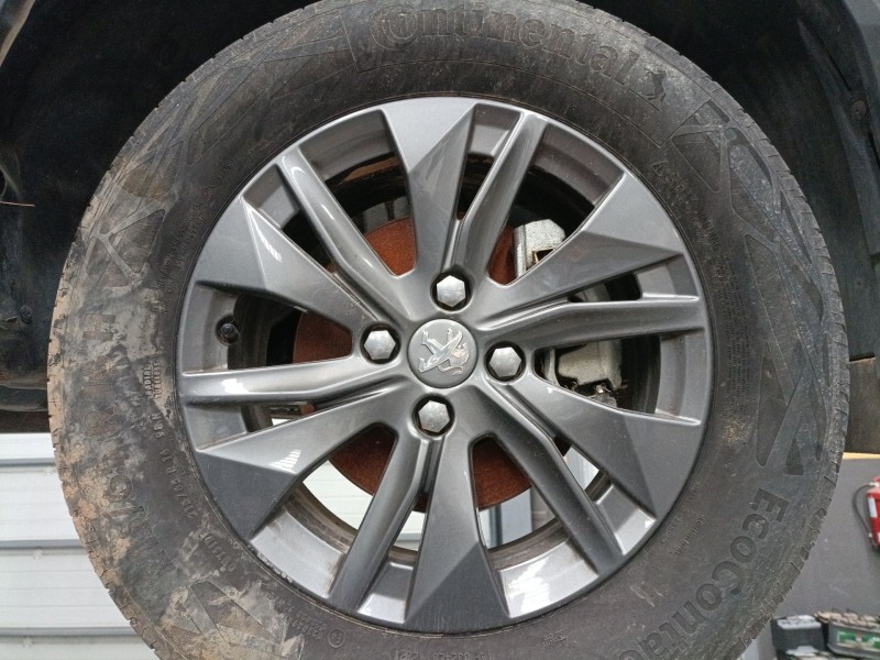 Recambio de llanta para peugeot 2008 ii (ud_, us_, uy_, uj_, ur_, uc_) 1.5 bluehdi 110 (udyhsk) referencia OEM IAM 215/65/16  