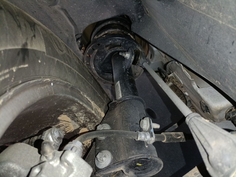 Recambio de amortiguador delantero derecho para peugeot 2008 ii (ud_, us_, uy_, uj_, ur_, uc_) 1.5 bluehdi 110 (udyhsk) referenc