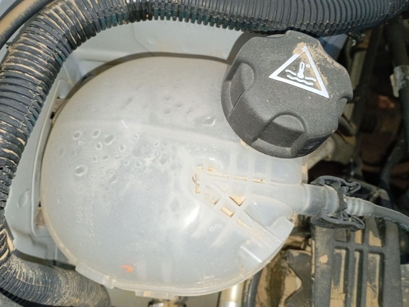 Recambio de deposito expansion para peugeot 2008 ii (ud_, us_, uy_, uj_, ur_, uc_) 1.2 puretech 130 referencia OEM IAM   