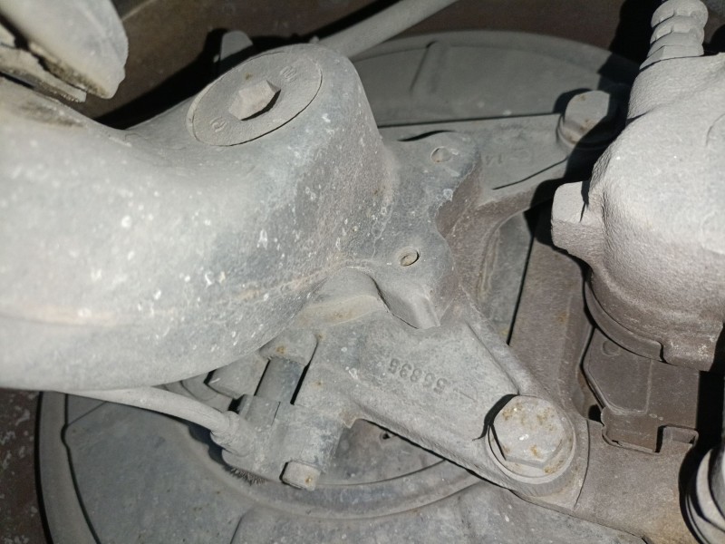 Recambio de mangueta trasera derecha para mercedes-benz vaneo (414) 1.7 cdi (414.700) referencia OEM IAM   